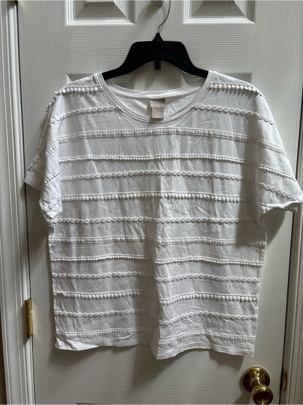 Chicos White Textured/Embroidered Striped Short Sleeve Top, Size L (2), E